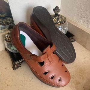 SAS Tripad Comfort Womens Shoes Brown 10.5W Slip On Roamer Mary Jane